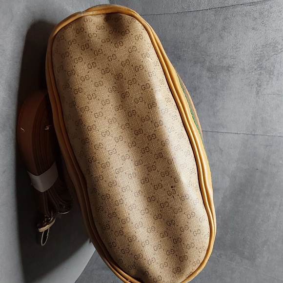 Gucci vintage micro GG drawstring bucket bag - Picture 7 of 15